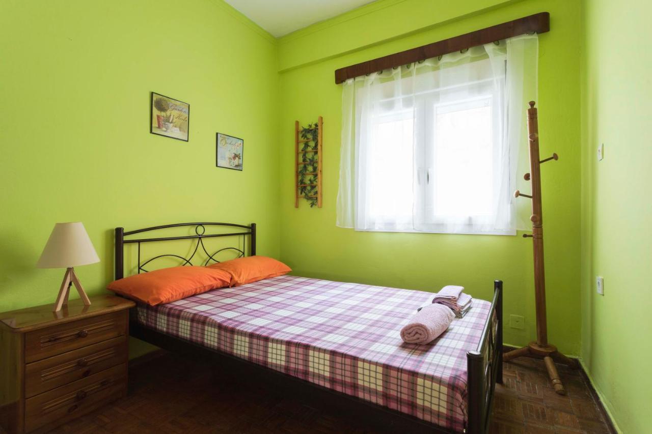 Lovely Small Apartment At Heraklion Center Bagian luar foto