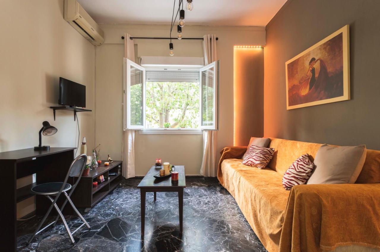 Lovely Small Apartment At Heraklion Center Bagian luar foto
